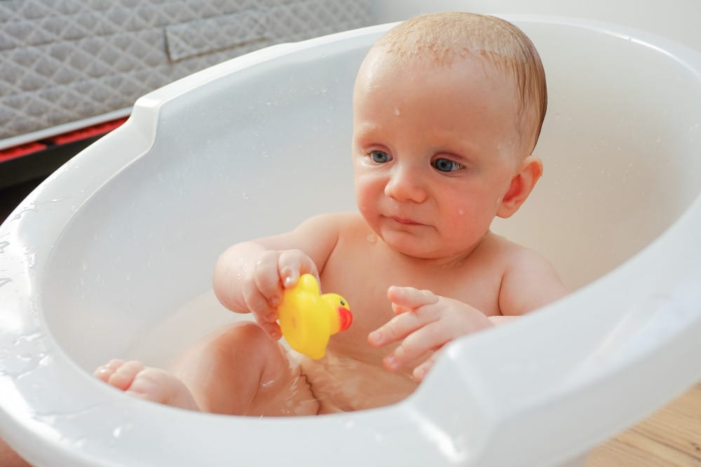 TopGlore Issues Voluntary Recall Of Baby Bath Seats